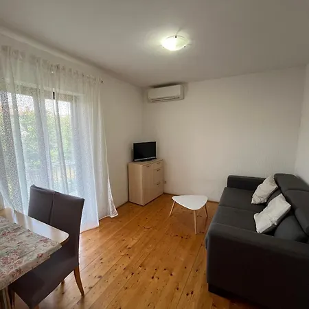 Magdalena Apartamento Fažana